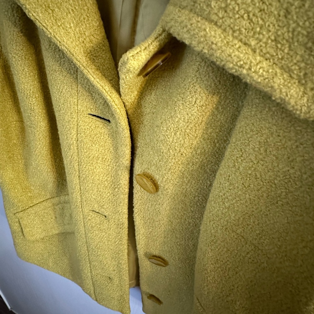 Cropped jacket - Picture 2 of 5